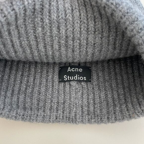 Acne Studios Large Face Logo Beanie in Grey Melange - Picture 4 of 5